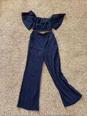 Women’s 2 Piece Leisure Set
